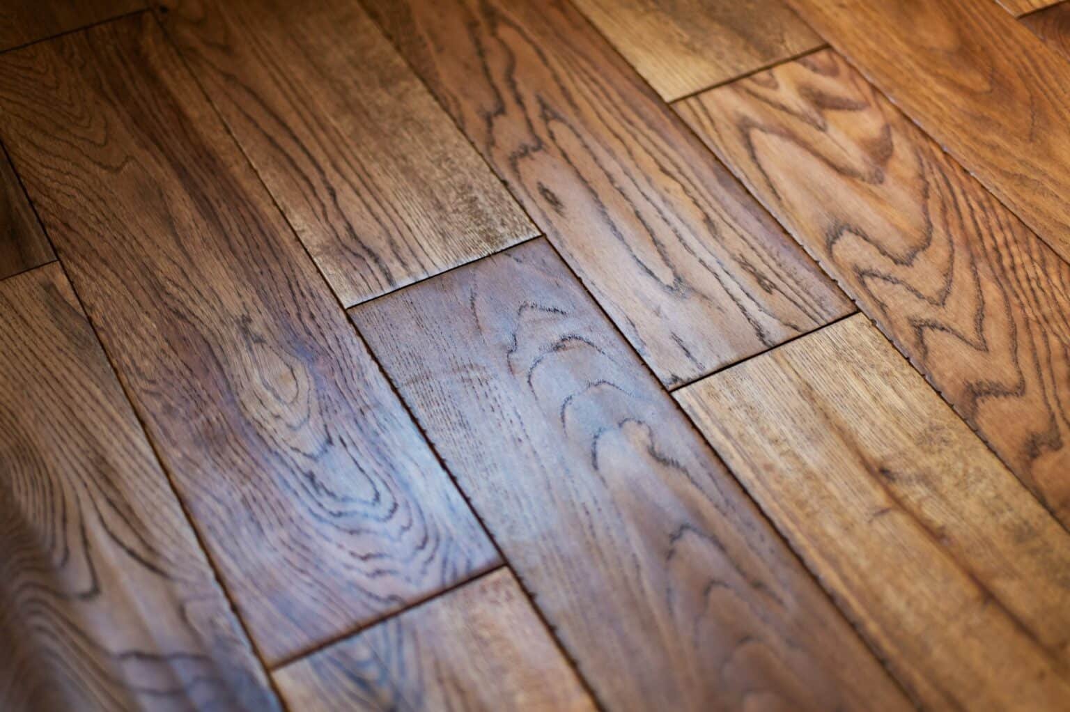 Vue rapprochée des planches de parquet en bois