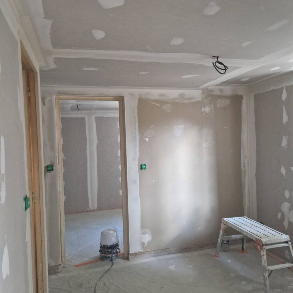 Rénovation de plafonds et cloisons à ROMILLY-SUR-ANDELLE